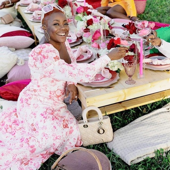 STUNNING PINK AND RED FLOWER DETAIL DRESS PERFECT FOR MANY OCCASIONS 💐 - Picture 3 of 7
